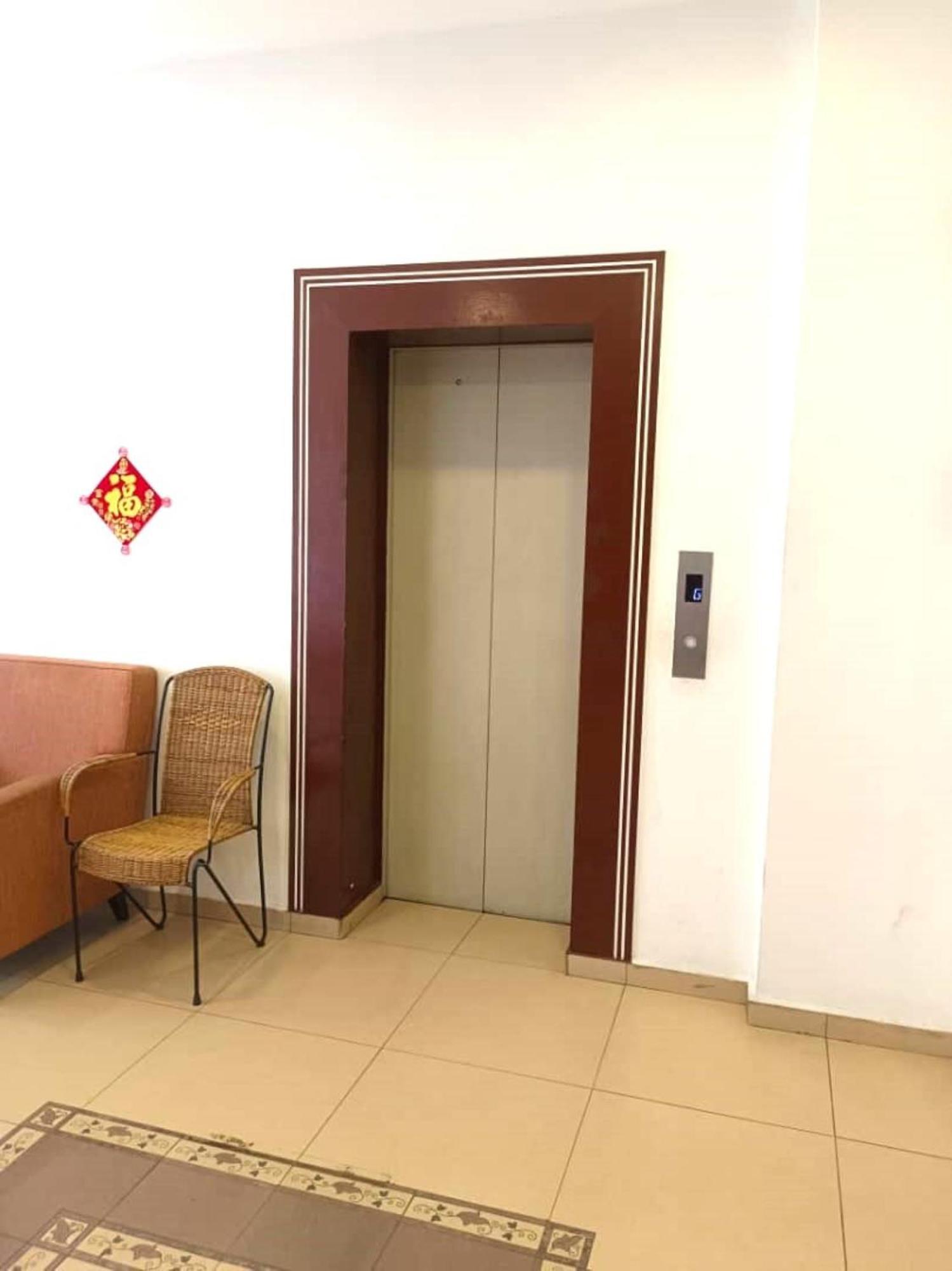 Mrc Hotel Melaka Raya Malacca Exterior foto