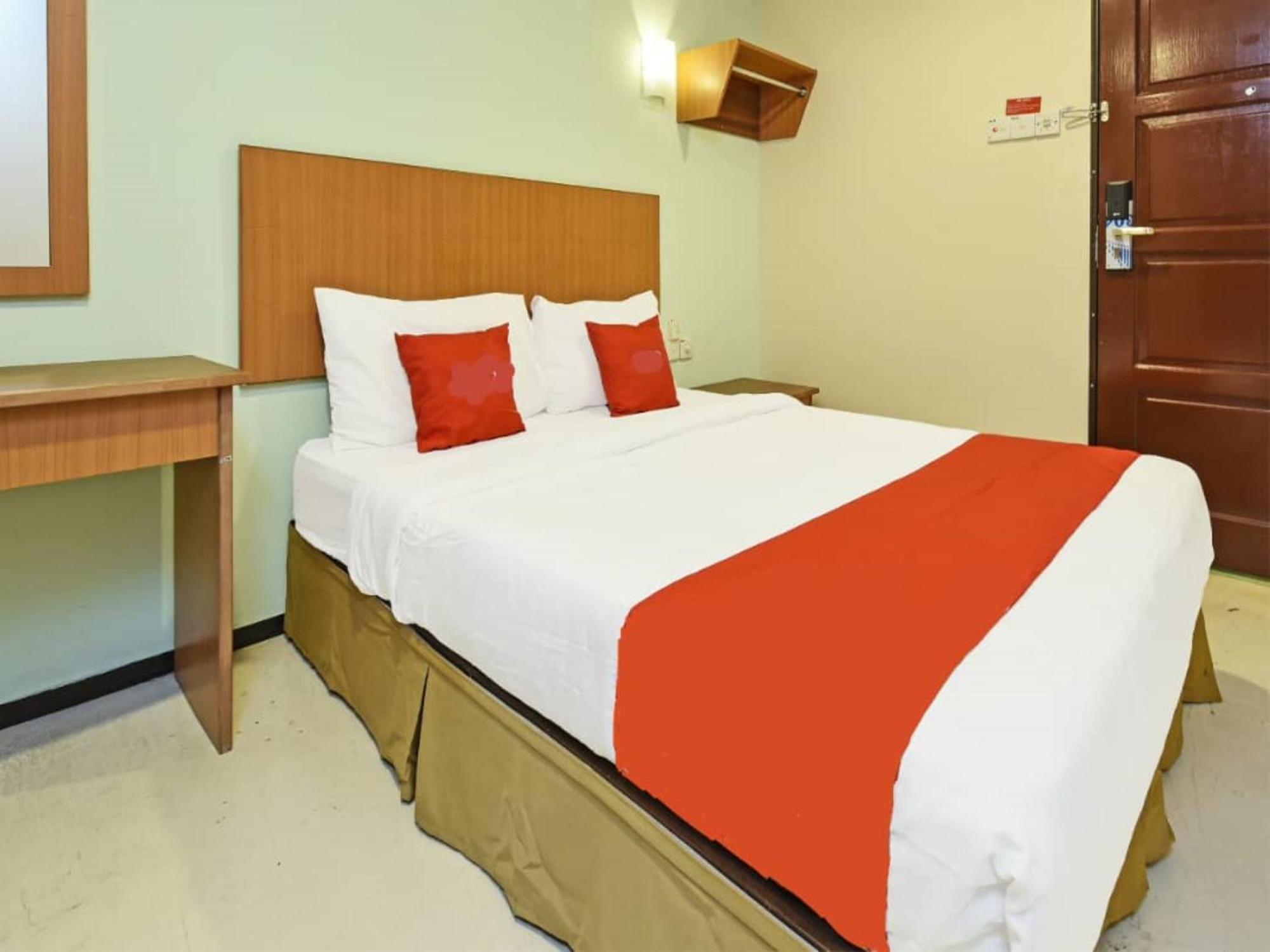 Mrc Hotel Melaka Raya Malacca Exterior foto